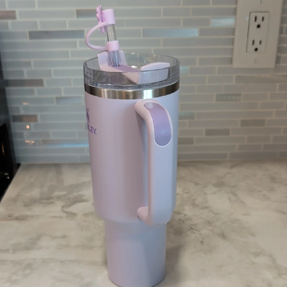 Stanley Quencher H2.0 40 oz Orchid - Picture 2 of 5